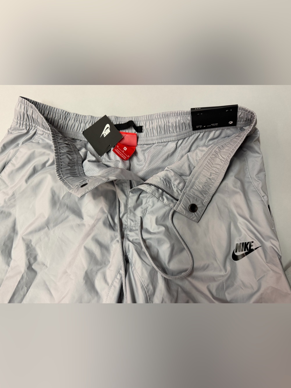 NWT Nike Men Pants Light Gray Windbreaker Jogger 898403 012 Size M - Picture 9 of 10